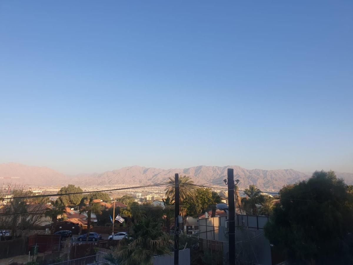 המקום הנפלא של אתי ולילך Apartment Eilat Exterior photo